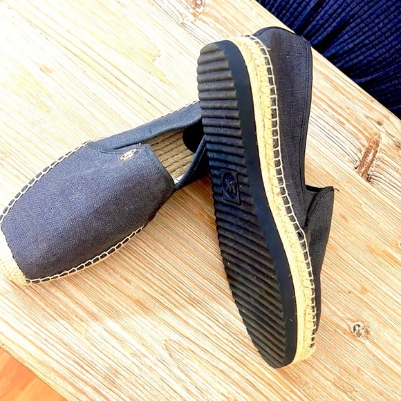 Michael Kors,Navy Blue Canvas Espadrilles,Slip-On,Logo YachtWear Design,Size 7 - Picture 2 of 8